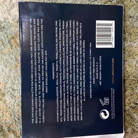 Ace Beaute Vintage Dawn Eyeshadow Palette NIB vibrant colors absolutely stunning - Picture 4 of 5